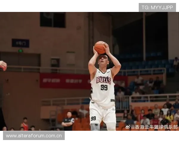 吴委峻Rex首秀狂砍16分 香港金牛主场大胜湖北文旅95-56 吴委峻Rex首秀狂砍16分 香港金牛主场大胜湖北文旅95-56